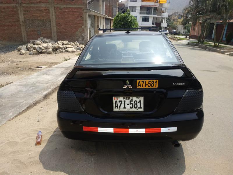 Mitsubishi Lancer • 2006 • 190,000 km 3