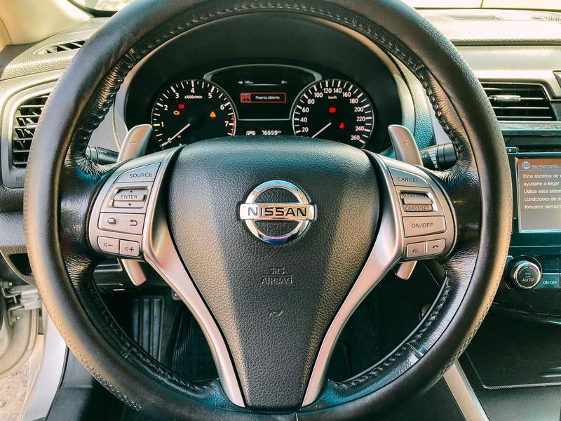 Nissan Altima • 2013 • 77,000 km 8