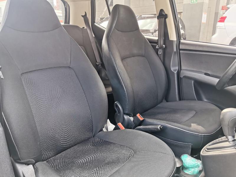 Hyundai i10 • 2013 • 90,000 km 2