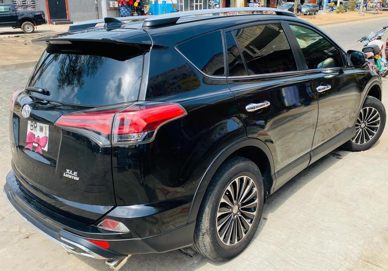 Toyota RAV4 • 2017 • 53 km 6