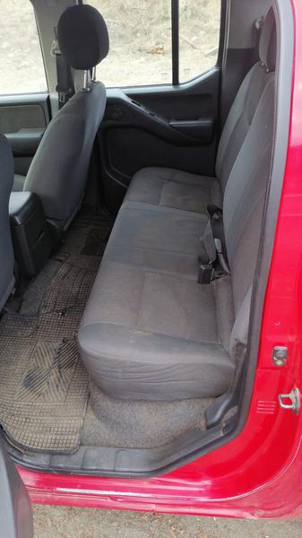 Nissan Navara • 2011 • 198,000 km 3