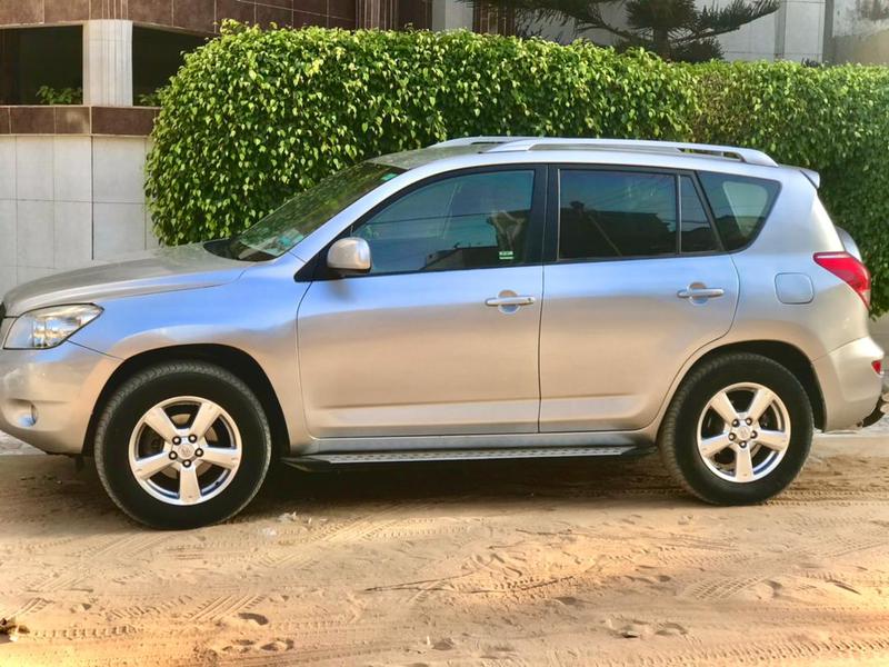 Toyota RAV4 • 2006 • 212,829 km 1