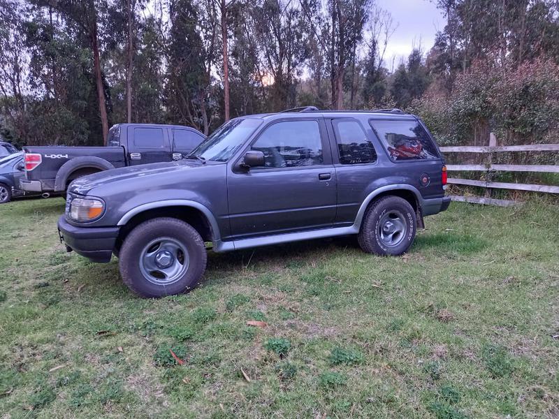 Ford Explorer • 1997 • 2,470,000 km 2