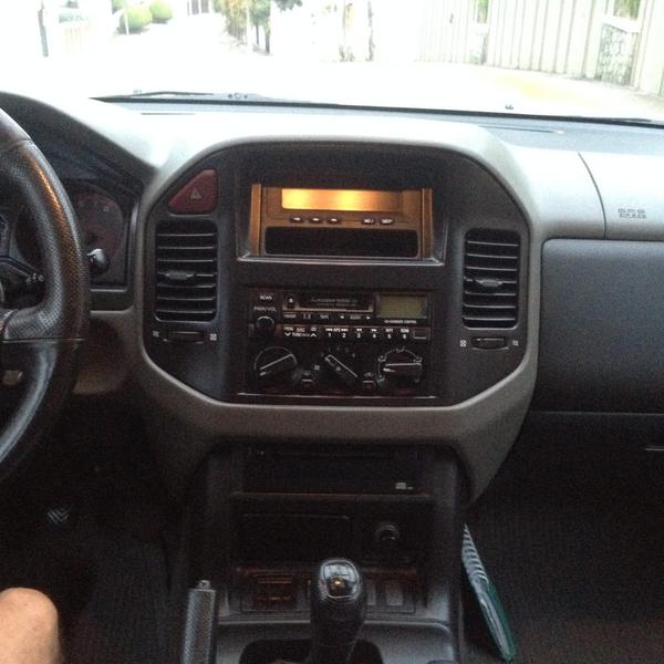 Mitsubishi Montero • 2003 • 140,000 km 3