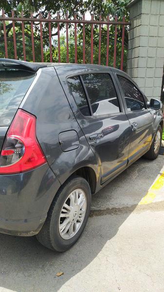 Renault Sandero • 2012 • 110,000 km 4