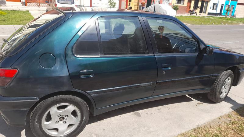 Peugeot 306 • 1995 • 1,000 km 3