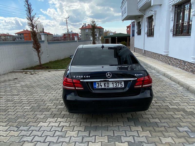 Mercedes-Benz E • 2013 • 194,000 km 8