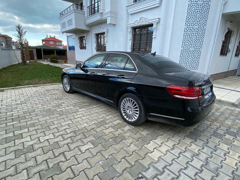 Mercedes-Benz E • 2013 • 194,000 km 5