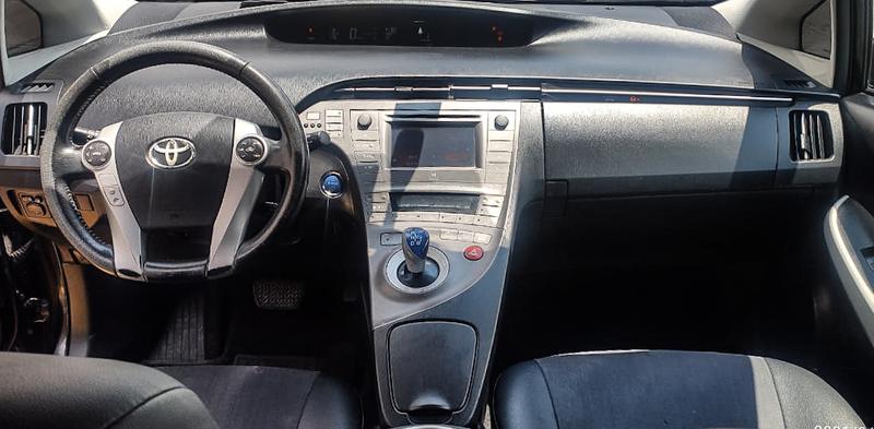 Toyota Prius • 2012 • 137,800 km 6