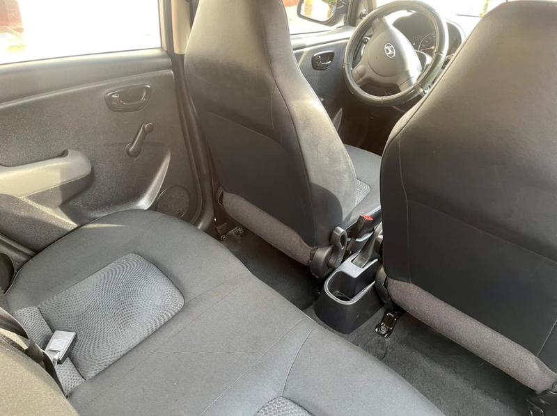 Hyundai i10 • 2014 • 107,000 km 5