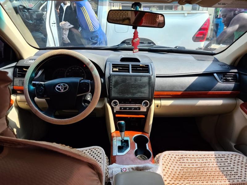 Toyota Camry • 2014 • 47,000 km 2