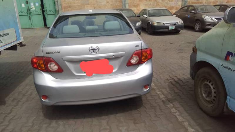 Toyota Corolla • 2011 • 170,000 km 3