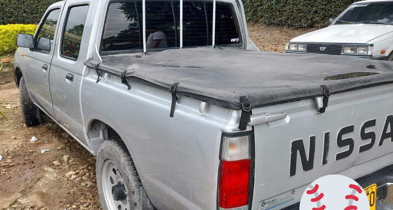 Nissan NP300 Pickup • 2011 • 137,000 km 5