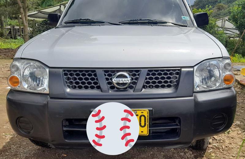 Nissan NP300 Pickup • 2011 • 137,000 km 4