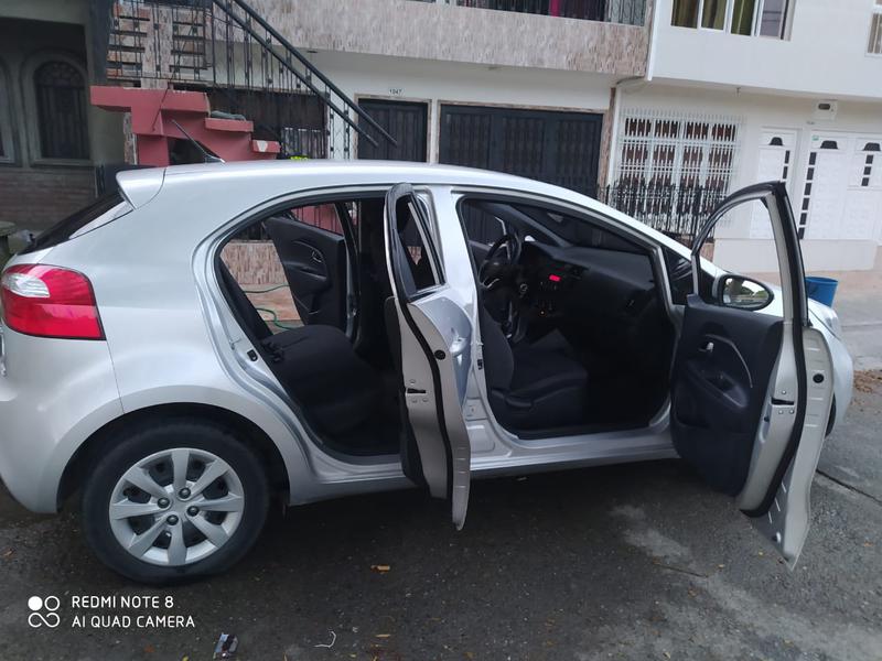 Kia Rio • 2013 • 101,344 km 4