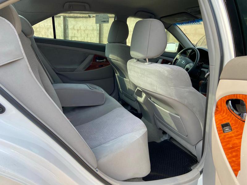 Toyota Camry • 2011 • 100,000 km 4