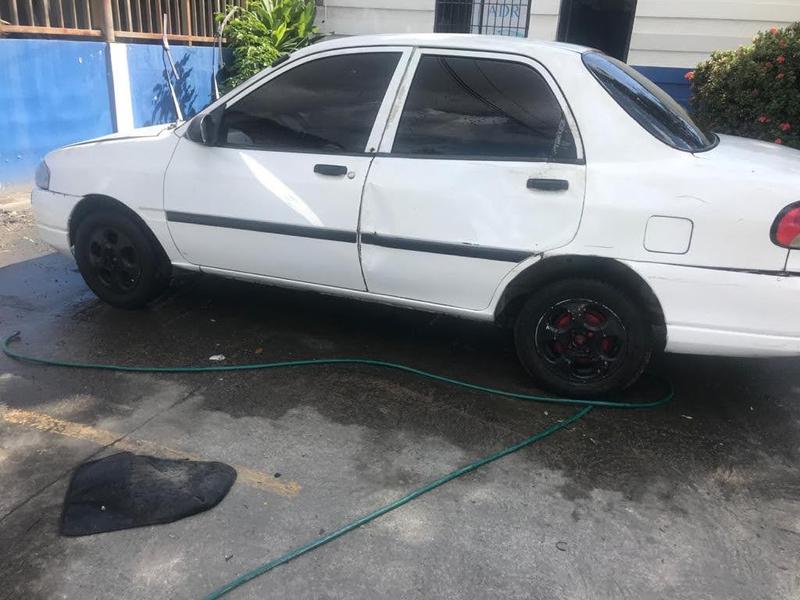 Kia Avella • 2000 • 1 km 5