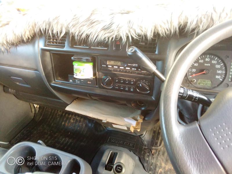 Mazda Bongo • 2013 • 328,000 km 7