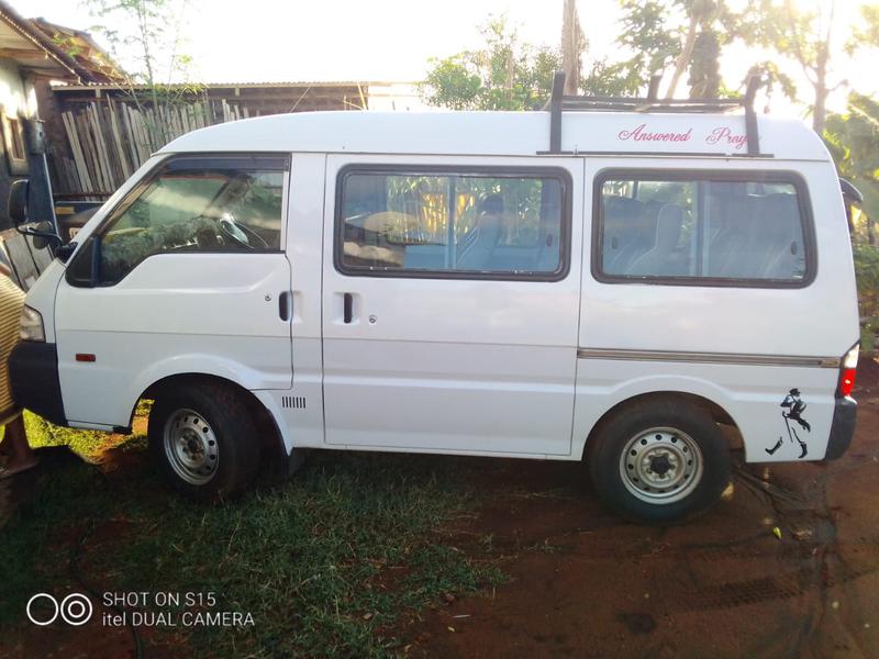 Mazda Bongo • 2013 • 328,000 km 10
