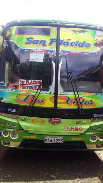Hino FC BUS • 2012 • 123,456 km 4