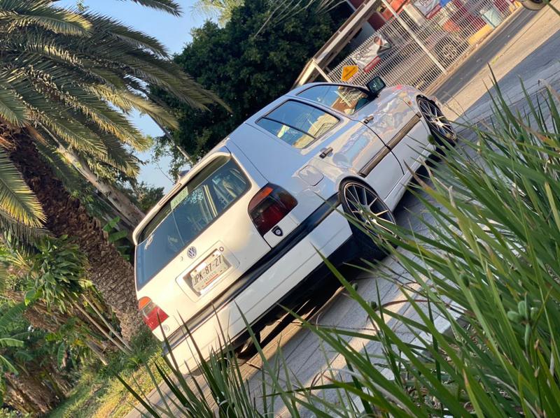 Volkswagen Golf • 1994 • 299,999 km 3