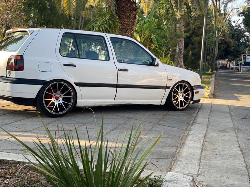 Volkswagen Golf • 1994 • 299,999 km 5