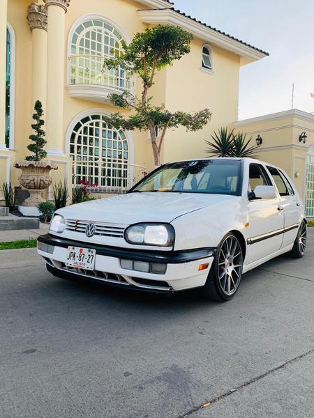Volkswagen Golf • 1994 • 299,999 km 2