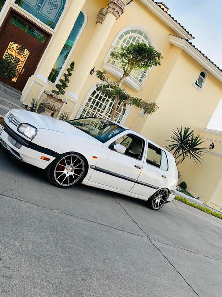 Volkswagen Golf • 1994 • 299,999 km 4