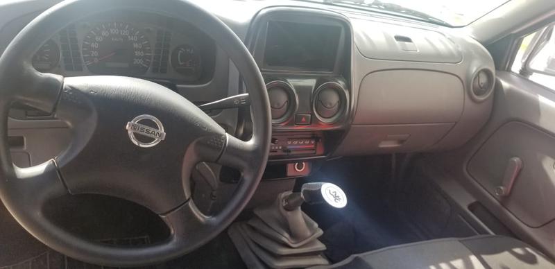 Nissan Np300 • 2012 • 135,000 km 3