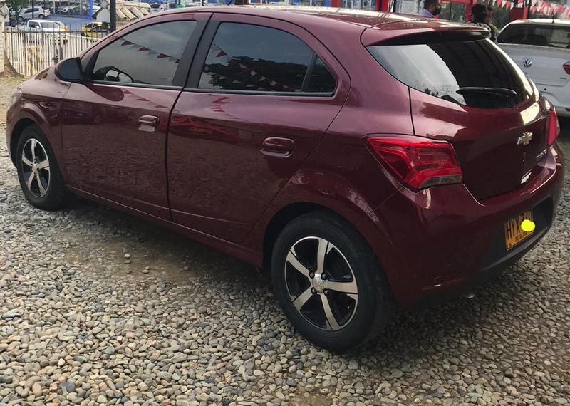 Chevrolet Onix • 2017 • 70,000 km 3