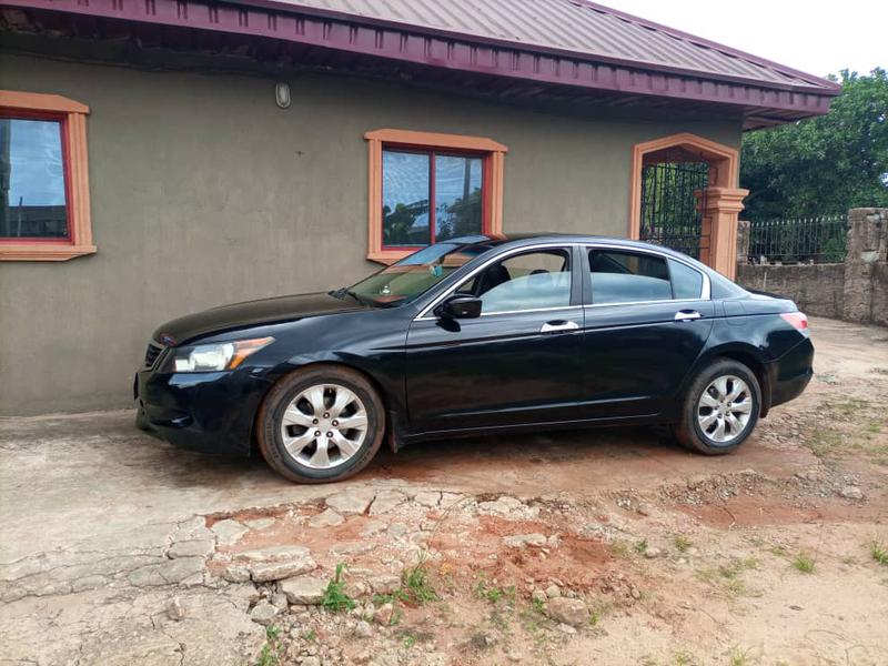 Honda Accord • 2009 • 6 km 2