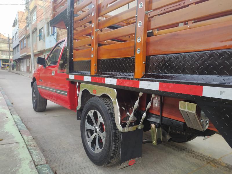 Chevrolet Luv • 1996 • 304,785 km 3