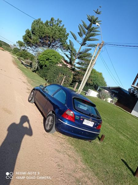 Rover 214 • 1997 • 201,384 km 2