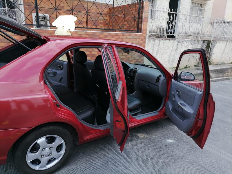 Hyundai Accent • 2001 • 189,000 km 7