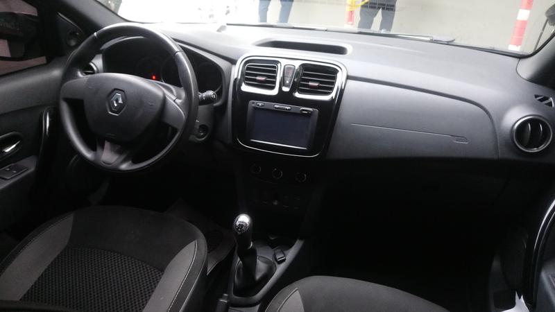 Renault Sandero • 2020 • 31,000 km 2