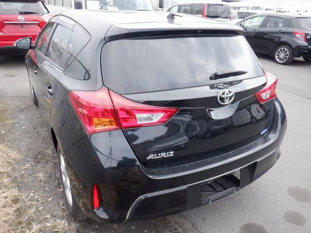 Toyota Auris • 2014 • 38,000 km 2