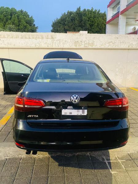 Volkswagen Jetta • 2016 • 83,000 km 3