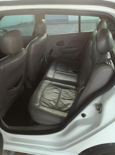 Renault Clio • 2007 • 143,000 km 10