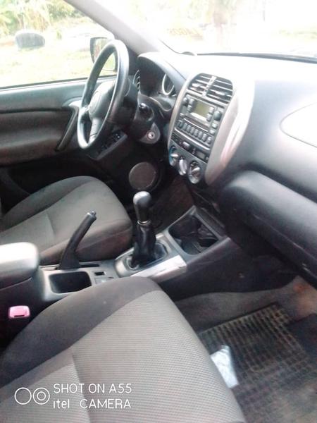 Toyota RAV4 • 2005 • 150,000 km 5