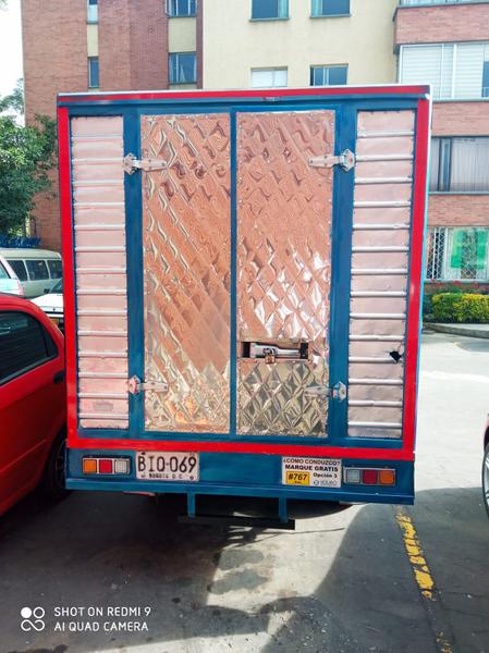 Chevrolet Luv • 1997 • 345,000 km 2