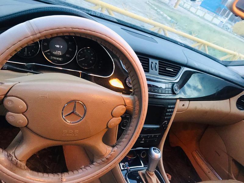 Mercedes-Benz  • 2008 • 43,106 km 9