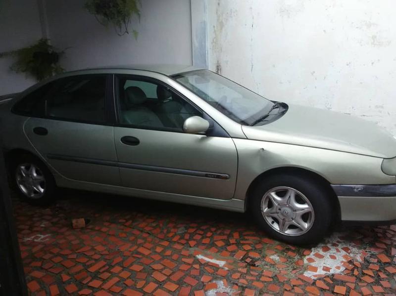 Renault Laguna • 2001 • 154,000 km 1