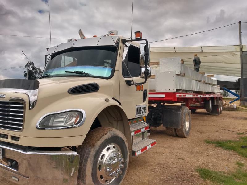 Freightliner M2106 • 2013 • 570,000 km 2