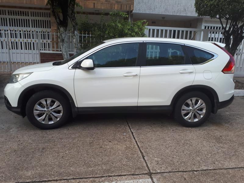 Honda CR-V • 2014 • 51,000 km 1