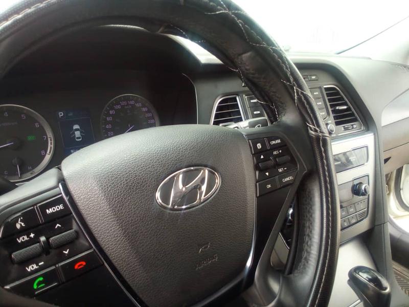 Hyundai Sonata • 2015 • 230,000 km 6