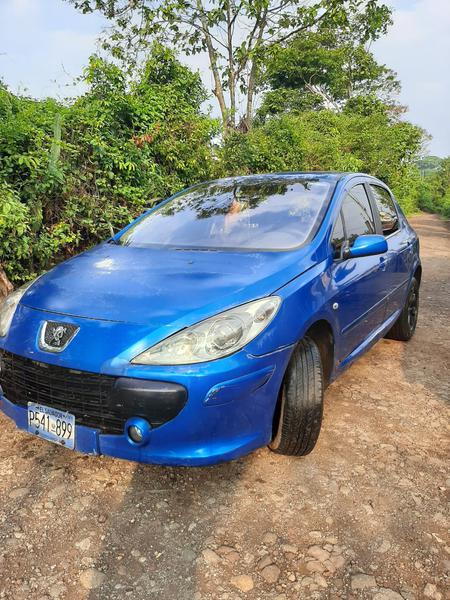 Peugeot 307 • 2006 • 128,000 km 3