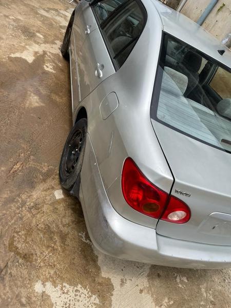 Toyota Corolla • 2003 • 310,000 km 2