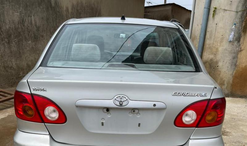 Toyota Corolla • 2003 • 310,000 km 3