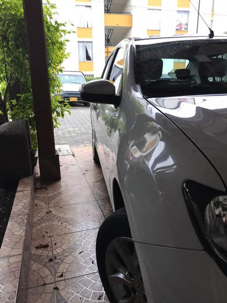 Renault Logan • 2017 • 38,000 km 5