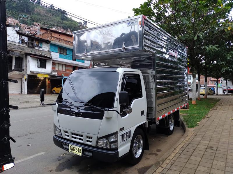 Chevrolet 3100 • 2009 • 200,000 km 7